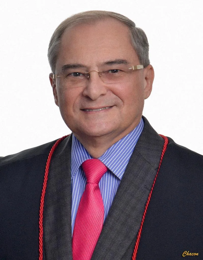 Grupo Cidade homenageia Abelardo Benevides com Troféu Destaque da Cidade 2024