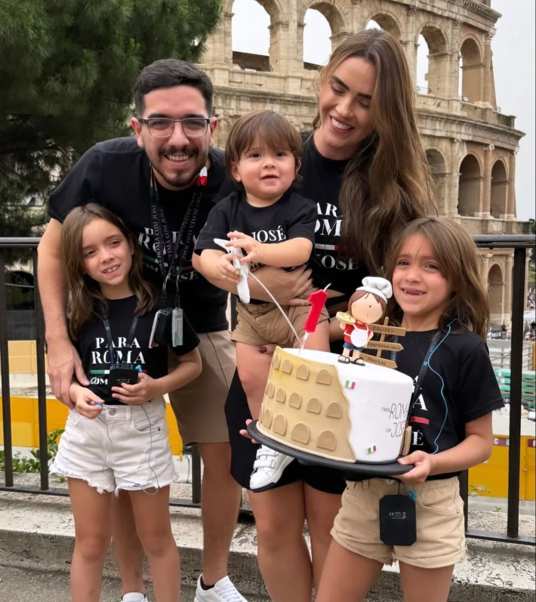 Bella Pinheiro e Roberto celebram o primeiro aninho do filho José em viagem pela Europa