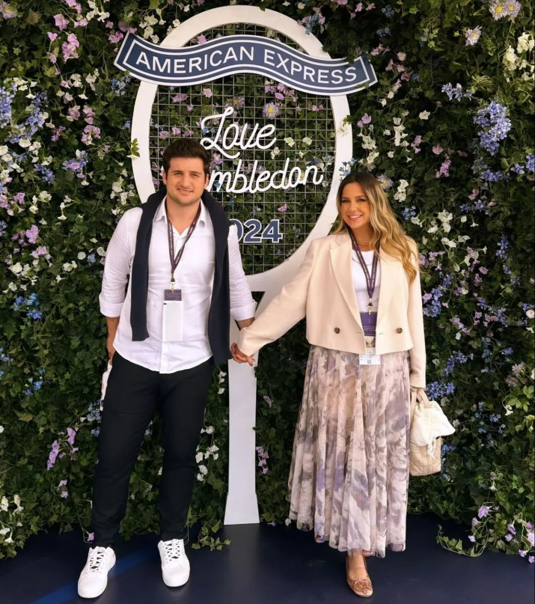 Fernanda Levy prestigia Wimbledon 2024 com o esposo, Omar, e os sogros, Patrícia e Amarílio Macedo