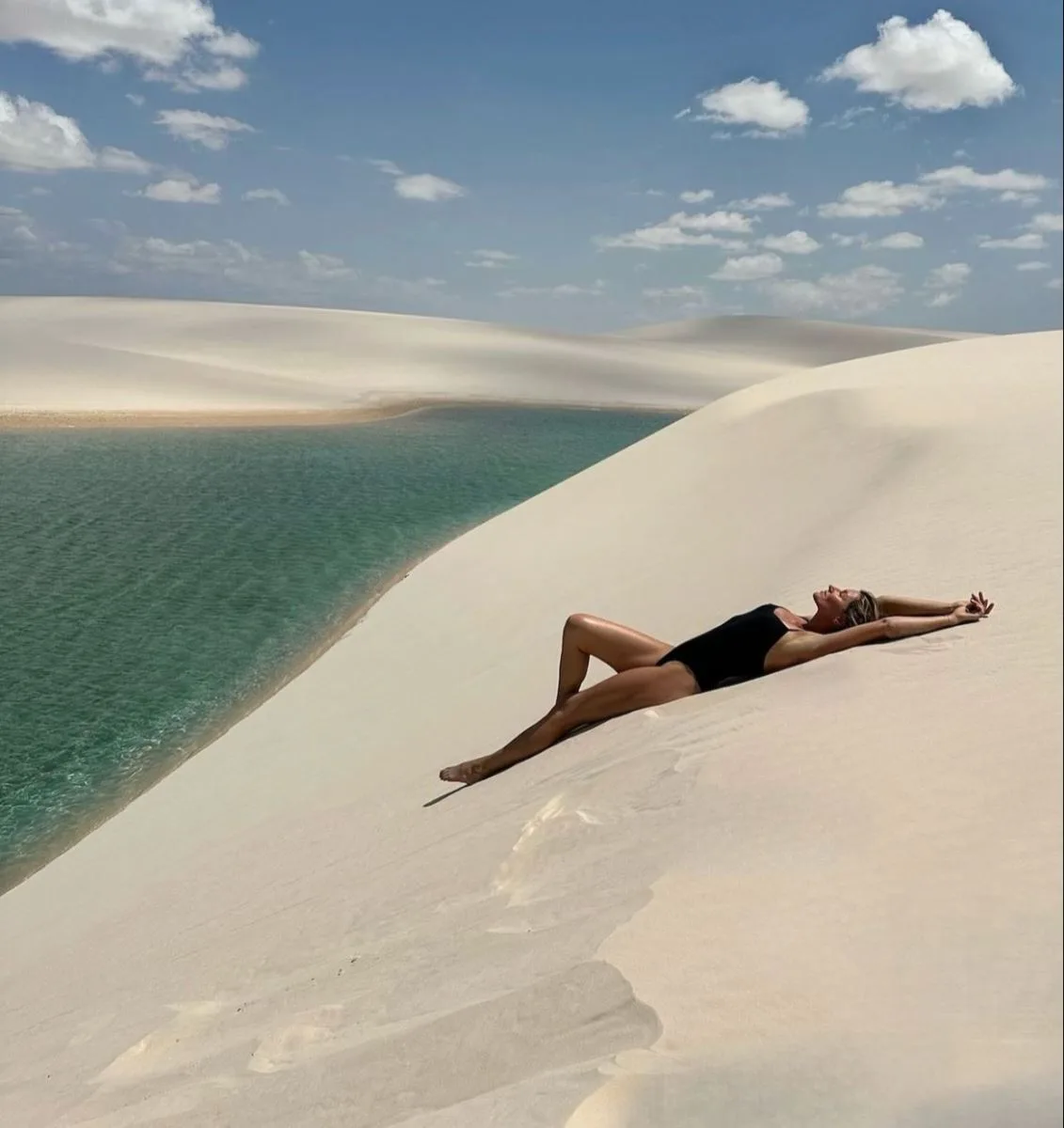Após temporada na Bahia, Gisele Bündchen desembarca nos Lençóis Maranhenses