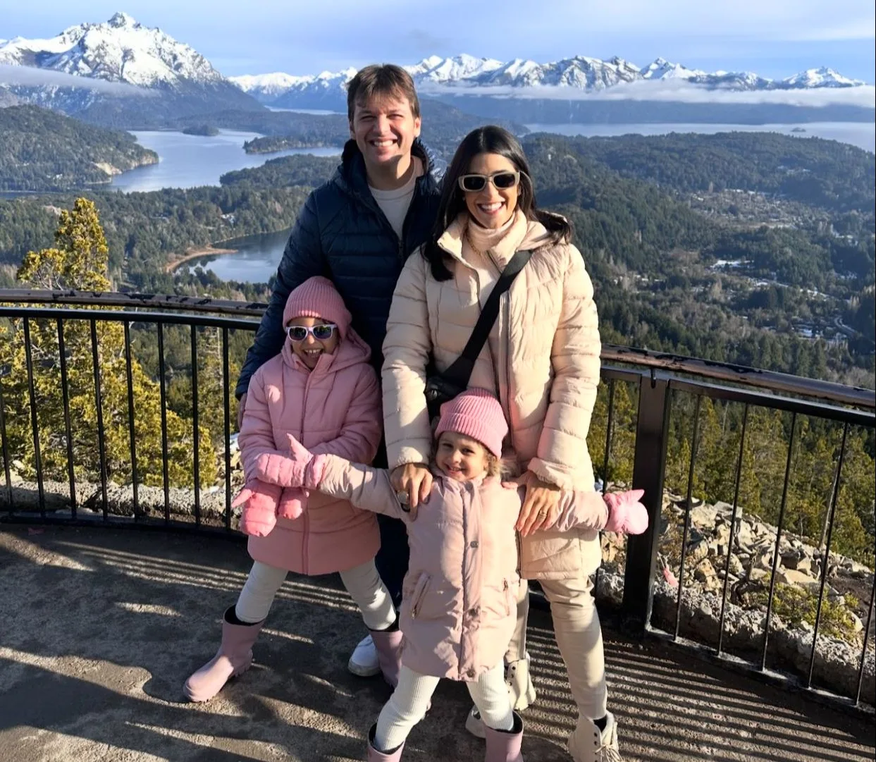 Clarissa Aguiar e Paulo Porto curtem dias na Argentina