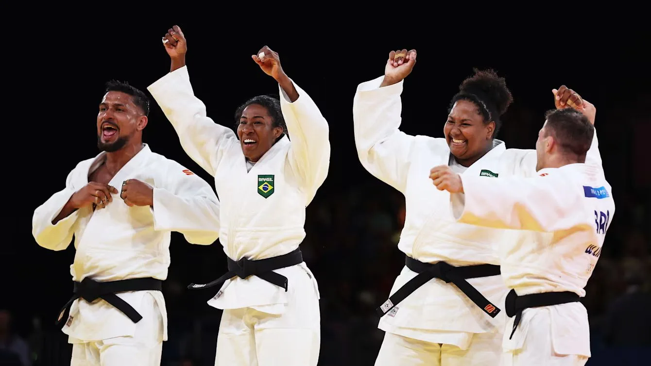Brasil conquista inédito bronze por equipes mistas no Judô nas Olimpíadas em Paris