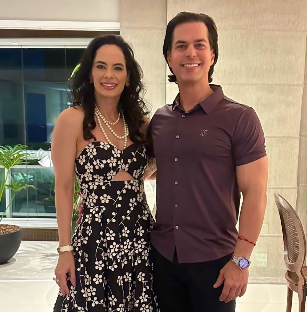 Luciana Fiúza celebra nova idade e oficializa noivado com Victor Vidal