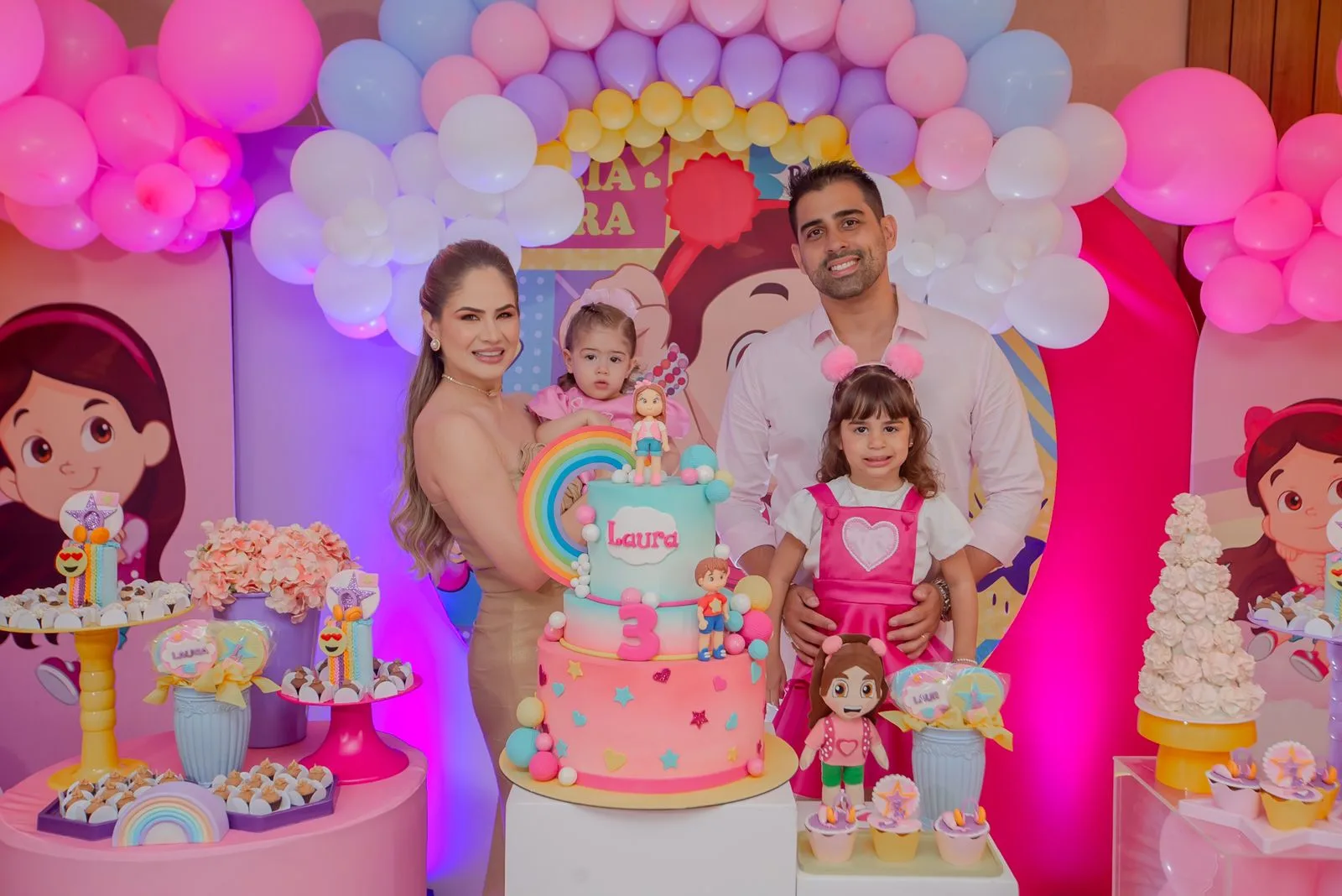Larissa e Igor Pinto comemoraram os três anos da filha Laura
