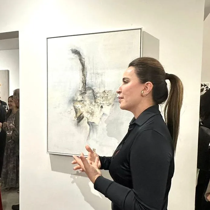 Cristina Vasconcelos no rol de artistas com exposição na recém-inaugurada Cave Galeria