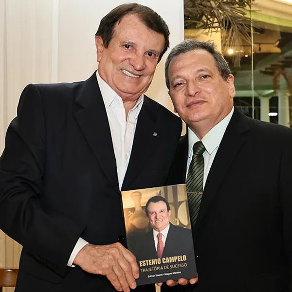 Livro “Trajetória de Sucesso” tem prestigiado lançamento em Fortaleza