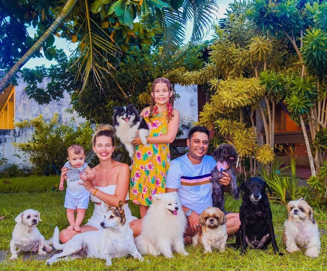 Conhecida por sua fama na infância, a atriz Débora Lagranha se tornou veterinária