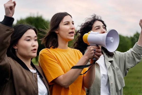 "O Impacto da Participação Feminina na Política", por Juliana Oliveira