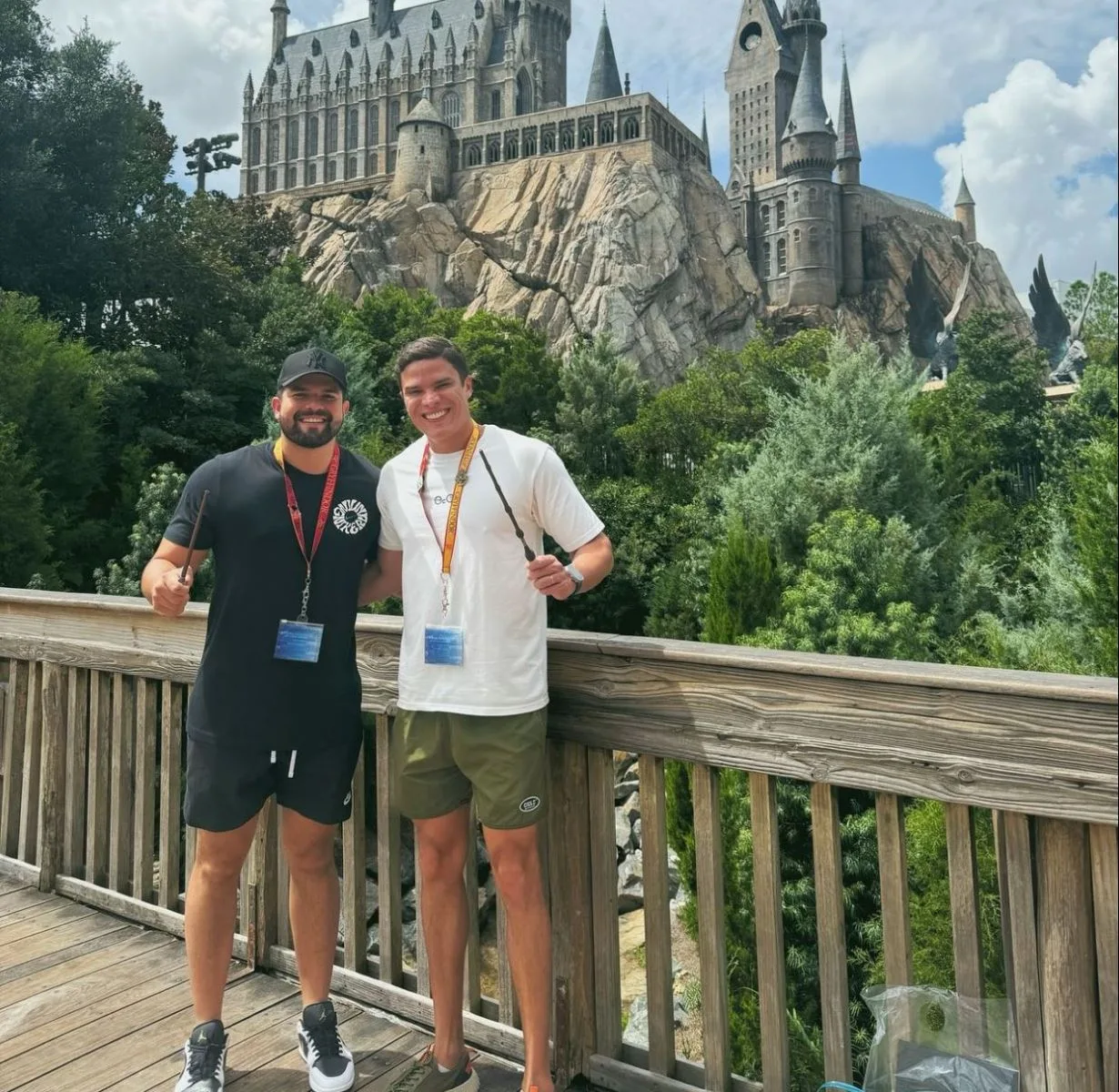 Marcos Lessa e Gilmar Mendonça seguem em temporada de diversão em Orlando
