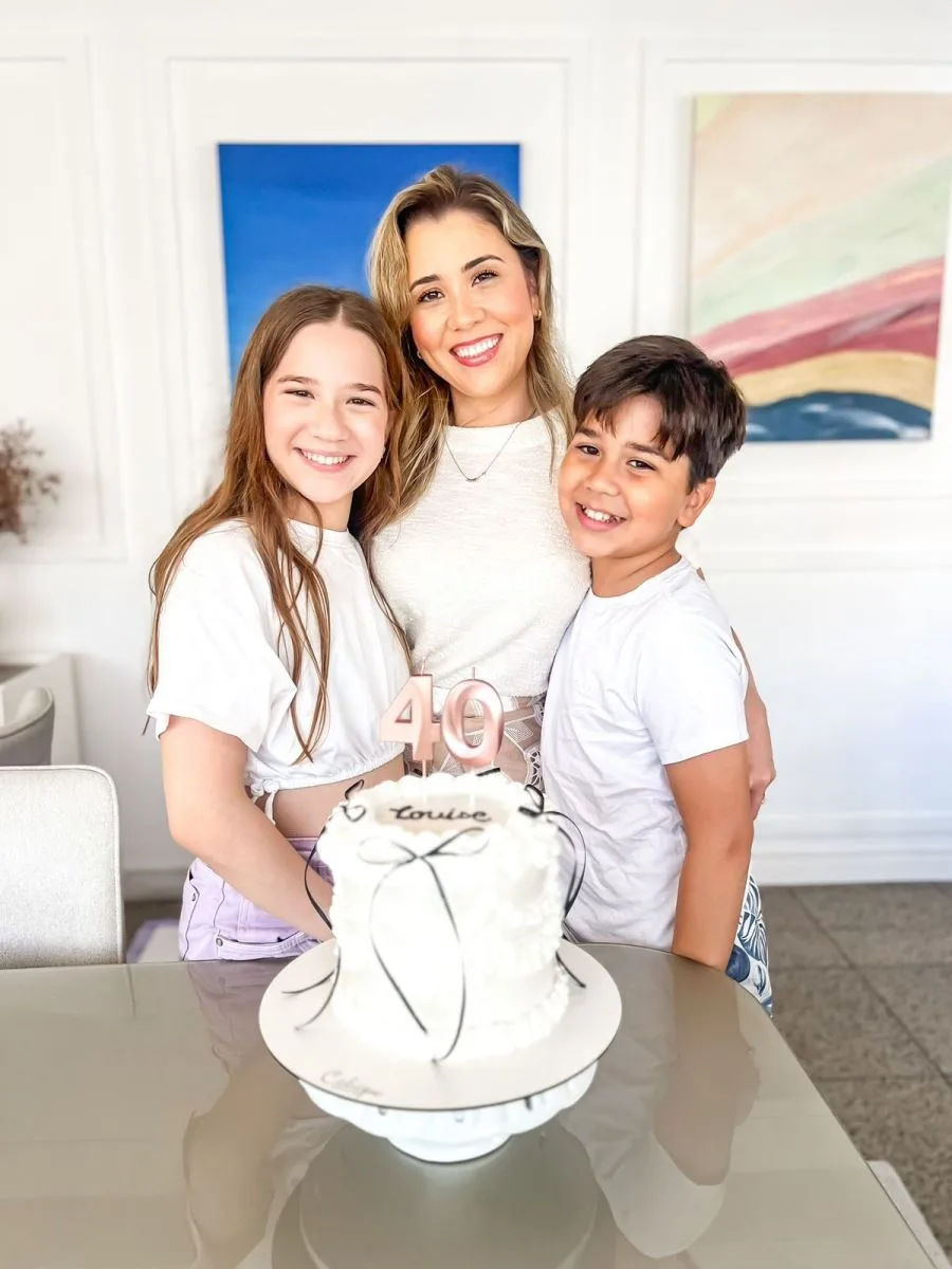 Louise Sabóia é figura central de muitas homenagens de familiares e amigos