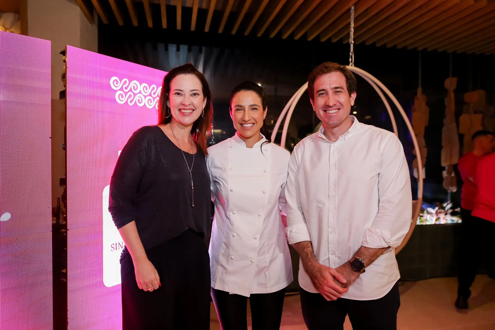 Sucré exalta a gastronomia regional em evento celebrativo pelos 17 anos de sucesso