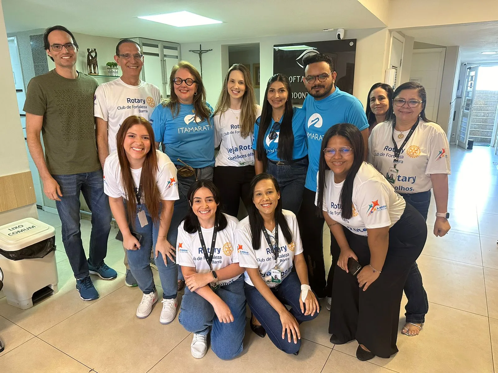 Ópticas Itamaraty, Clínica Aristófanes Canamary e Rotary Club promovem ação beneficente com crianças