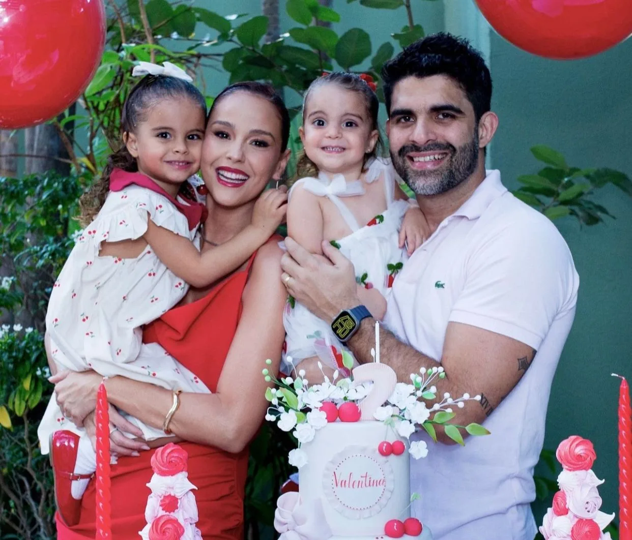 Mariana Vasconcelos e Eliseu Becco festejam os dois anos da filha Valentina