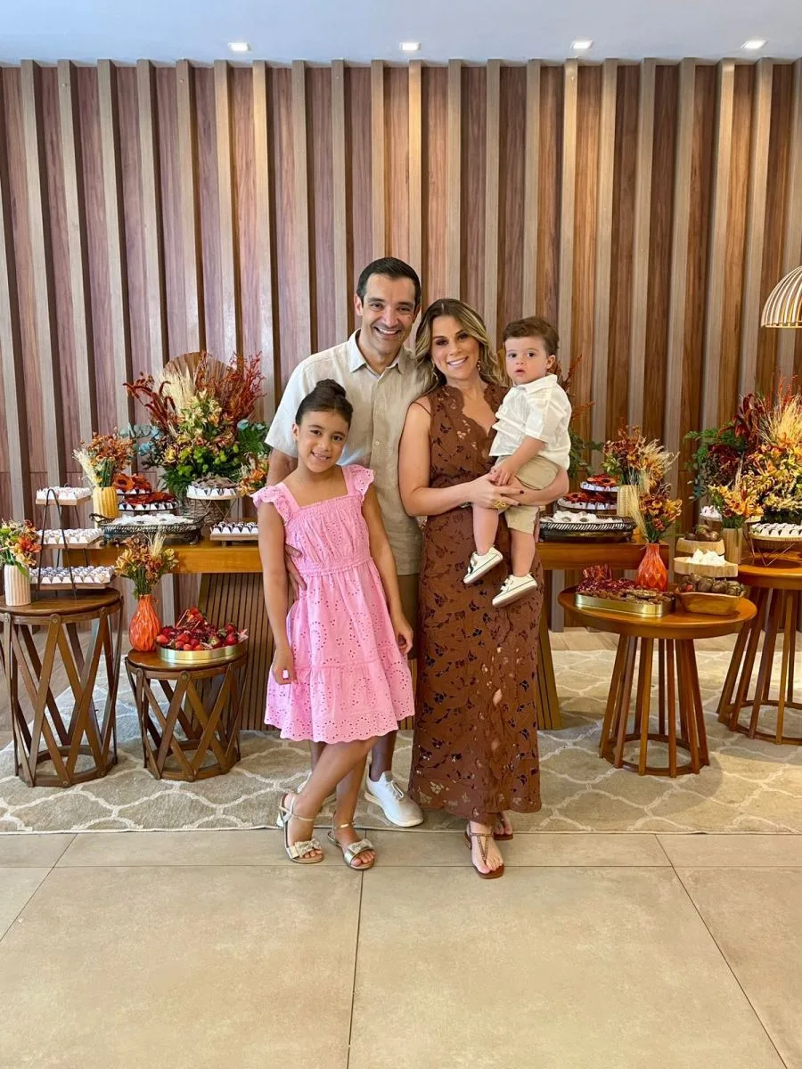 Valmique Gomes Filho celebra aniversário ao lado dos mais queridos