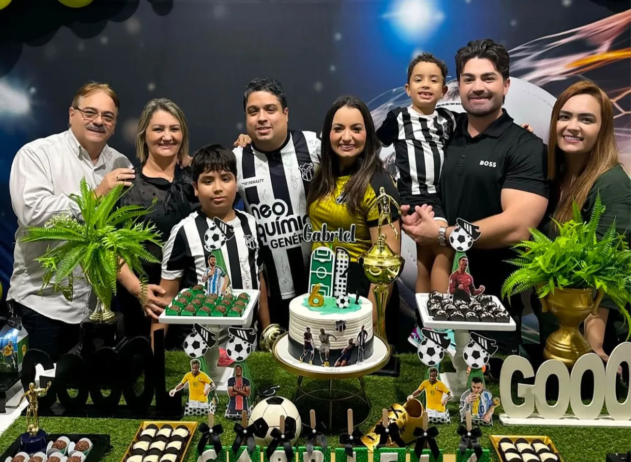 Cleane Fontenele e Bruno Alves festejam os seis anos do filho Gabriel