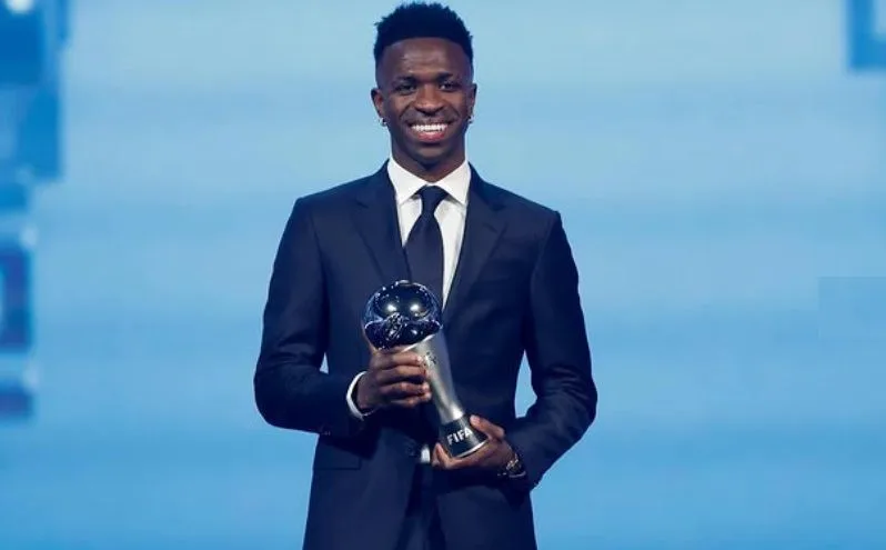 Vini Jr. é eleito melhor jogador do mundo