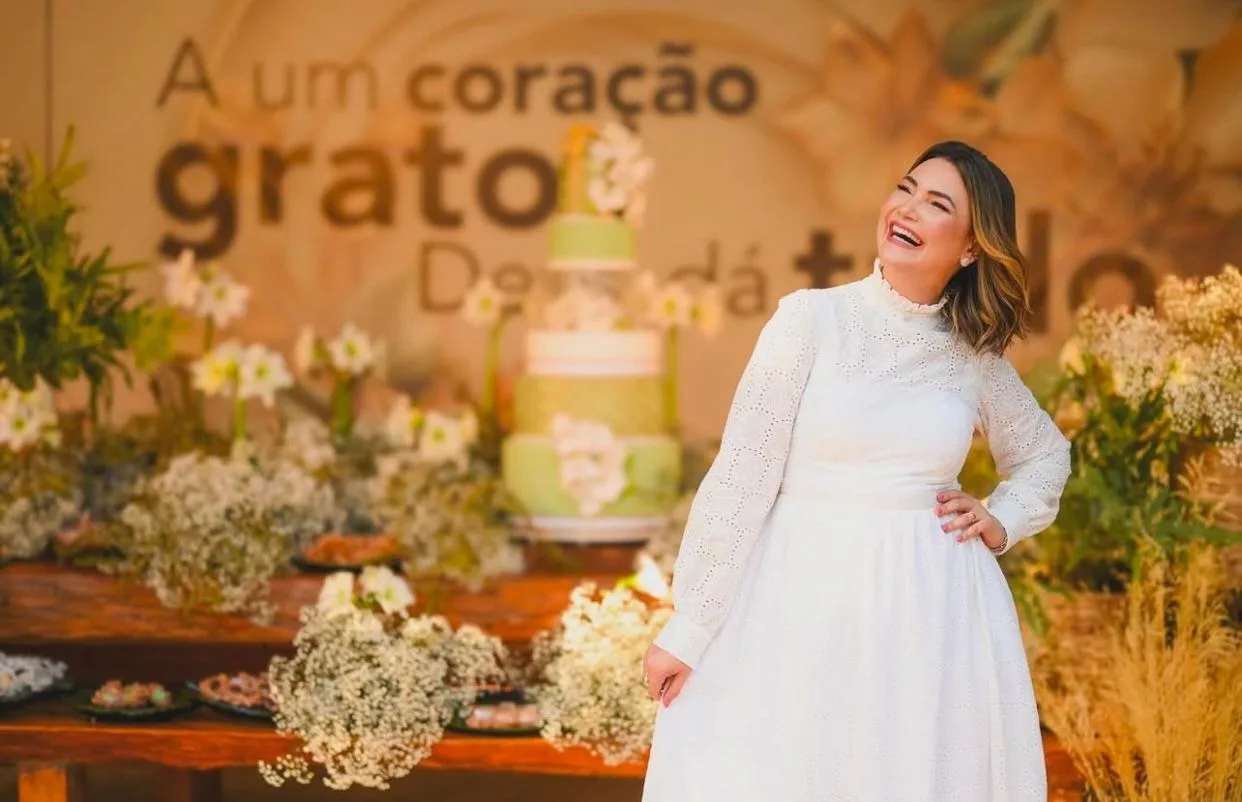 Ana Clara Rocha celebra chegada aos 40 anos com alegria e gratidão