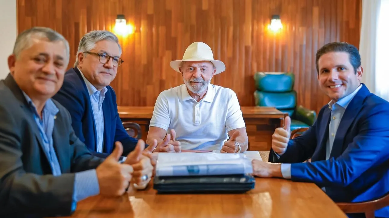 Lula realiza reunião na Granja do Torto para discutir 2026