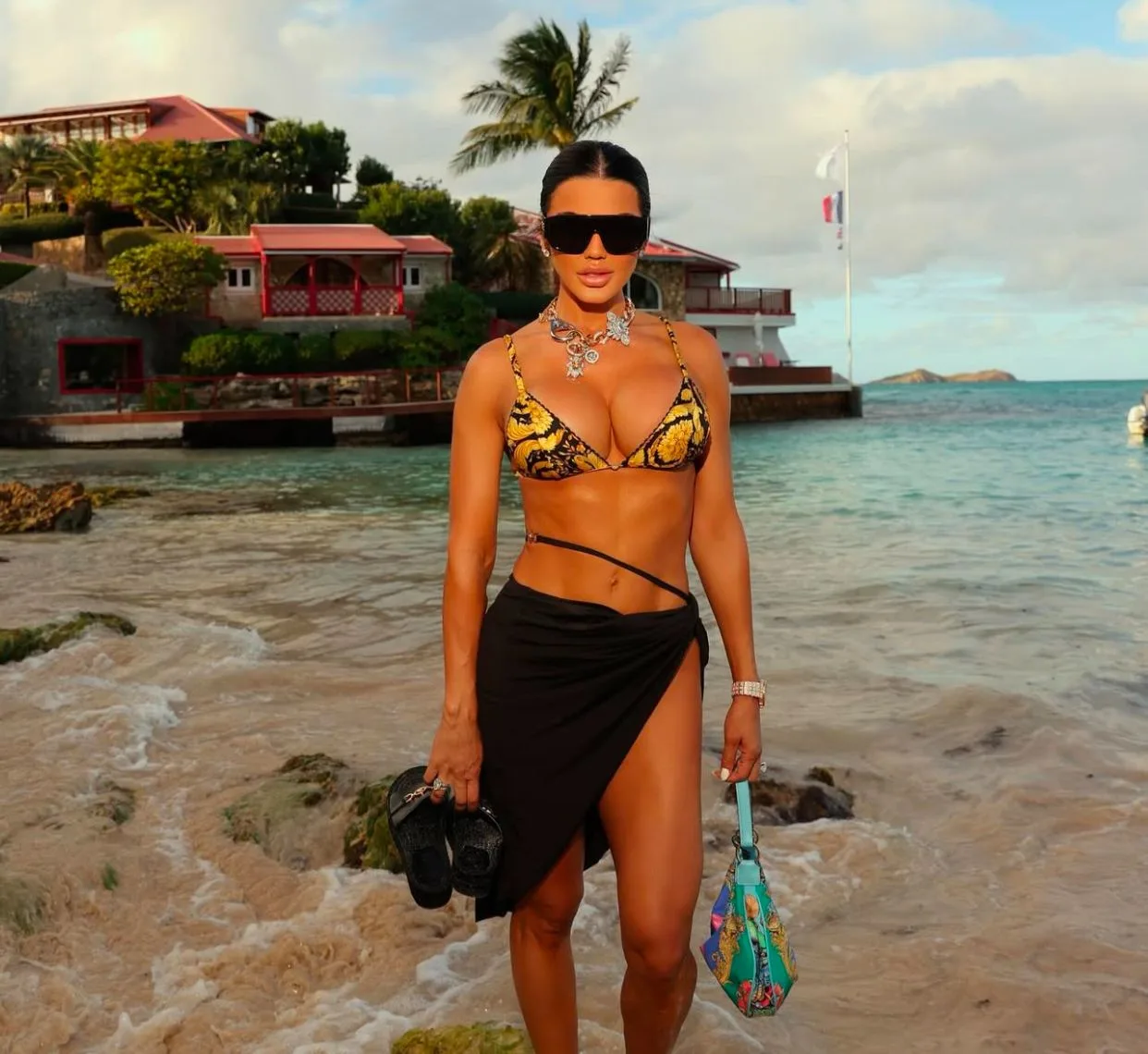 Cinthya Marques causando muito frisson em St Barths