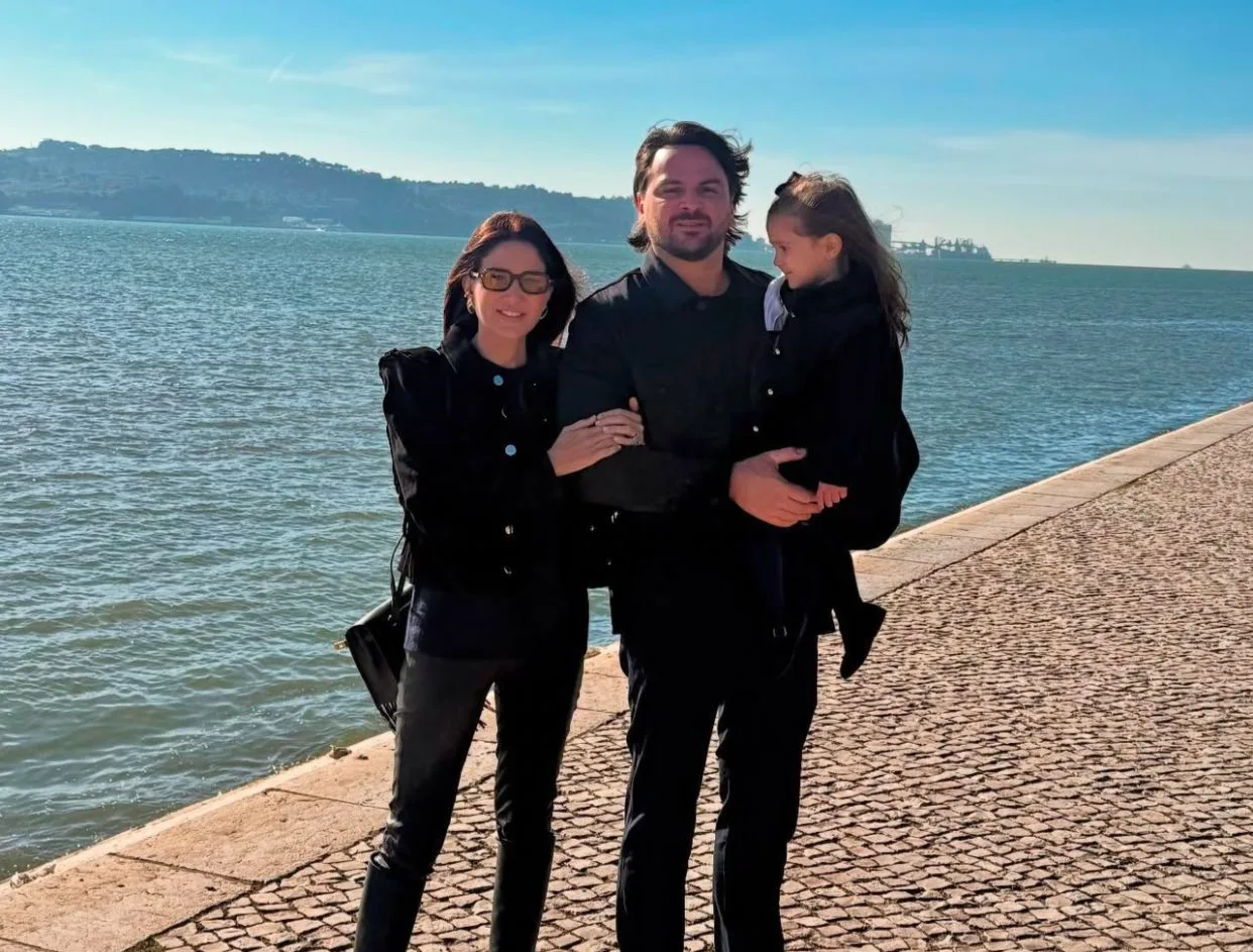 Aline Pinho e João Carvalho seguem em tour de férias com a família pela Europa