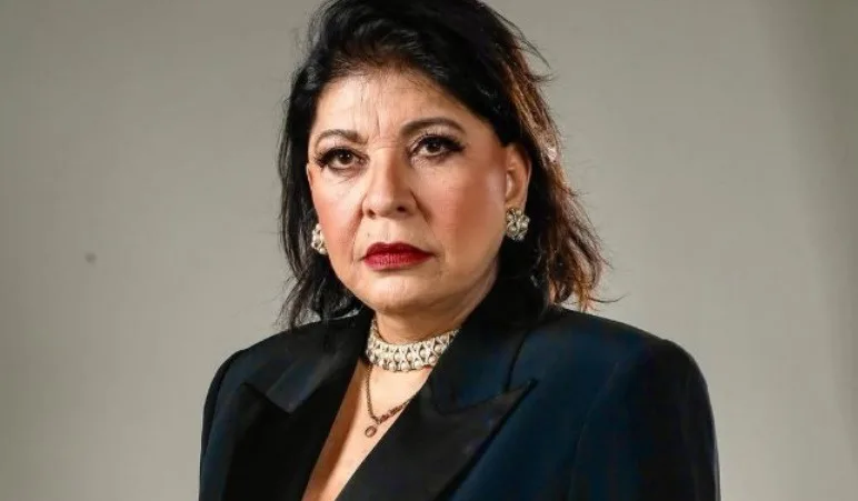 Roberta Miranda solta o verbo contra Paula Fernandes