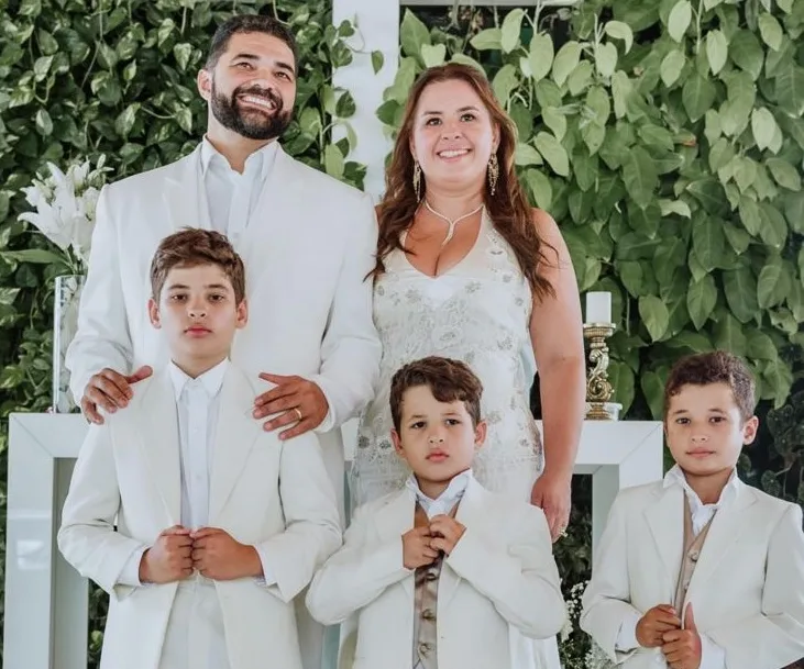 Camila Ximenes e Jacob Stevenson celebram 16 anos de casamento