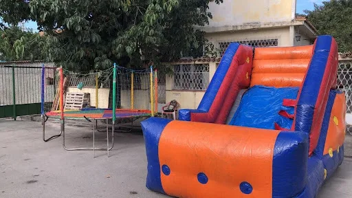 Brinquedos infláveis para festa infantil: como escolher com segurança?