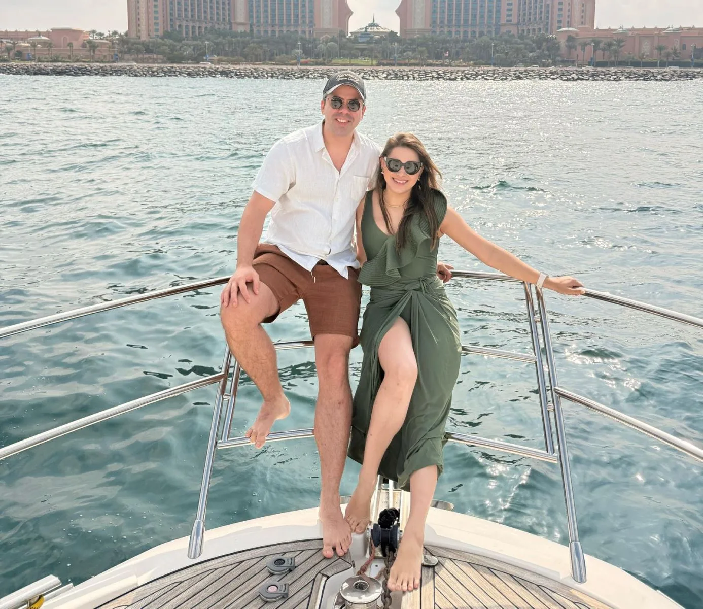 Ticiana e Alfredo Lima brindam uma década de casamento em viagem por Dubai, Ilhas Maldivas e Paris