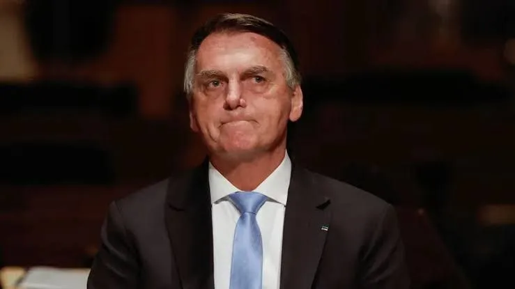 Políticos comemoram denúncia contra Bolsonaro: "agora, é prisão"