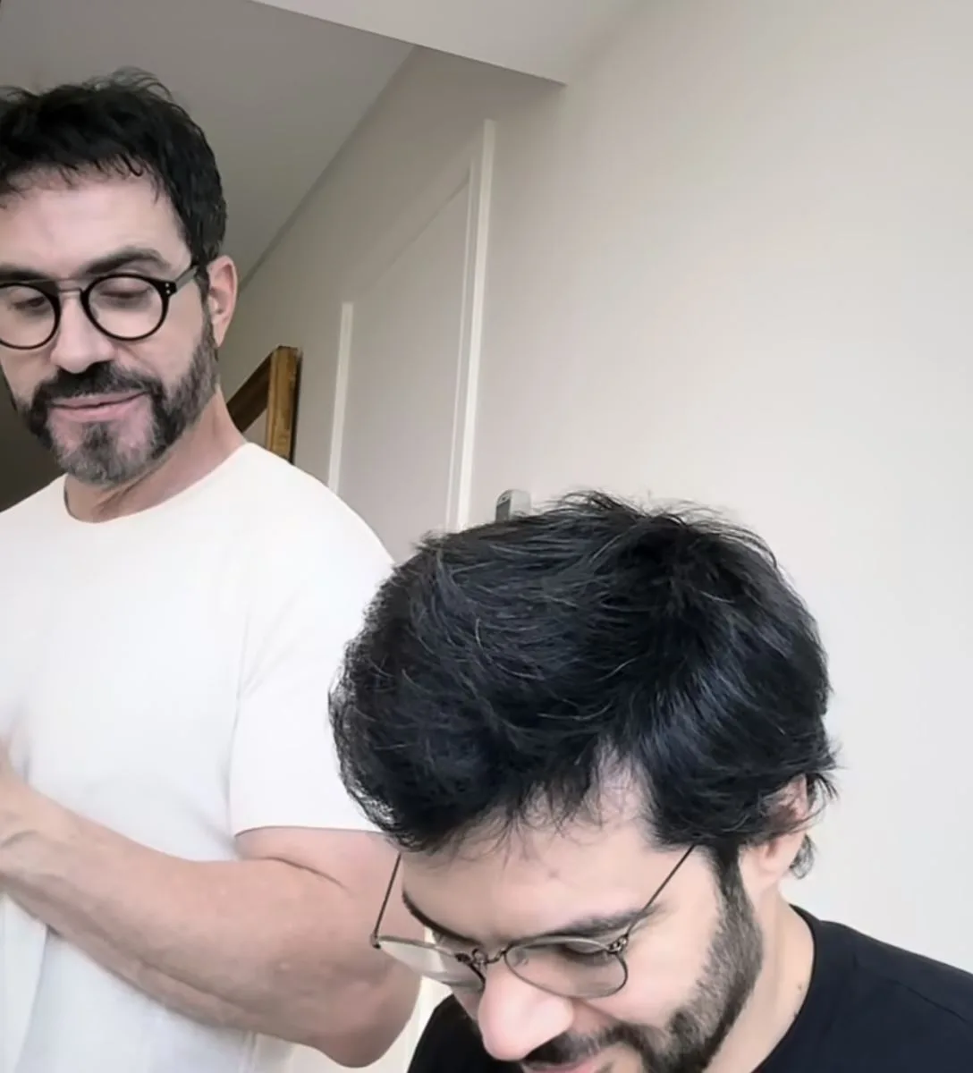 "A vida me chamou", afirma Padre Fábio de Melo ao tratar depressão