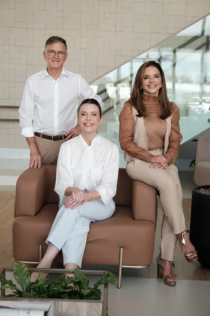 Com tecnologia e inovação, Clínica Essence realiza Essence Week Mulher