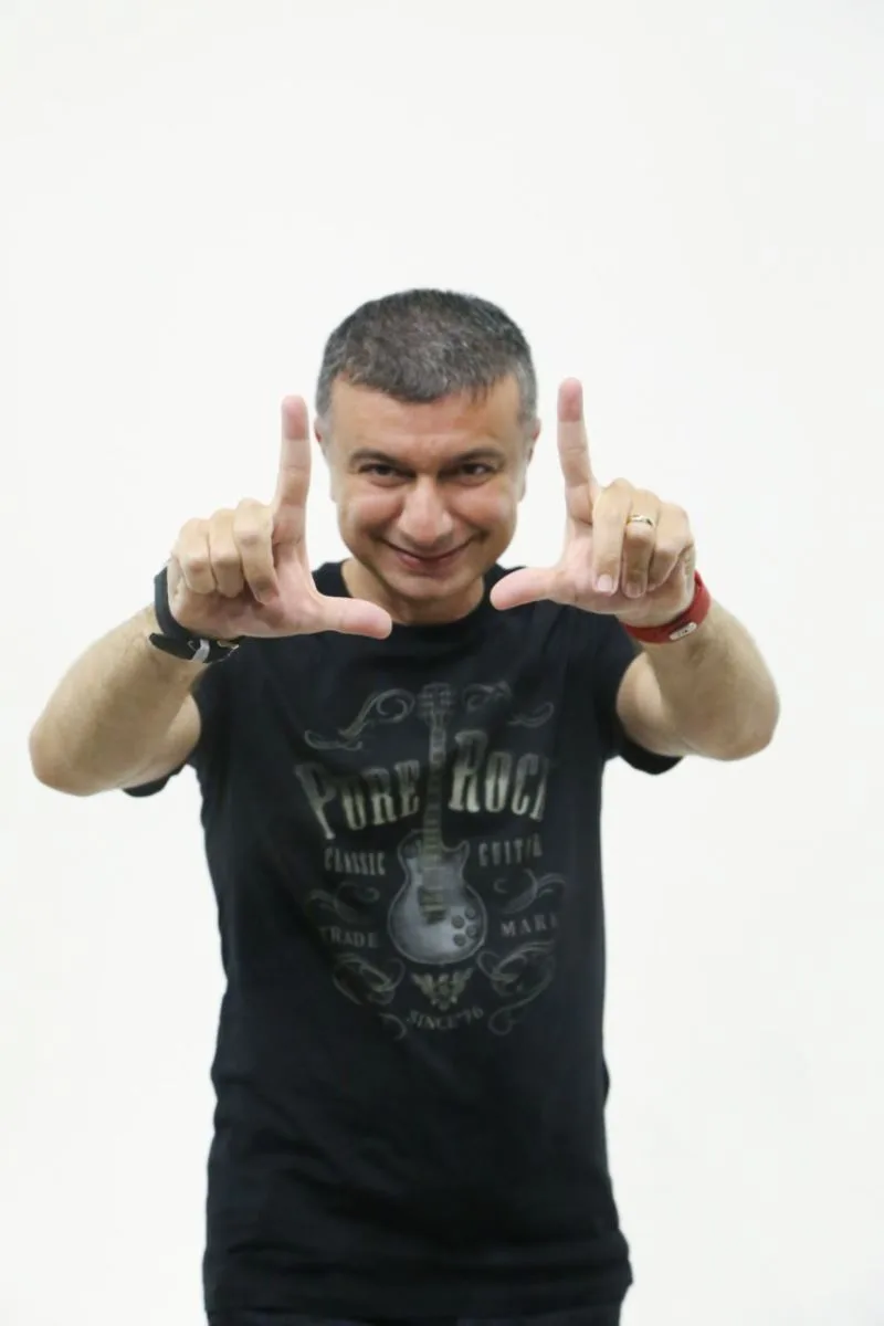 Julinho Lemos comanda imperdível Baladinha Retrô em Fortaleza
