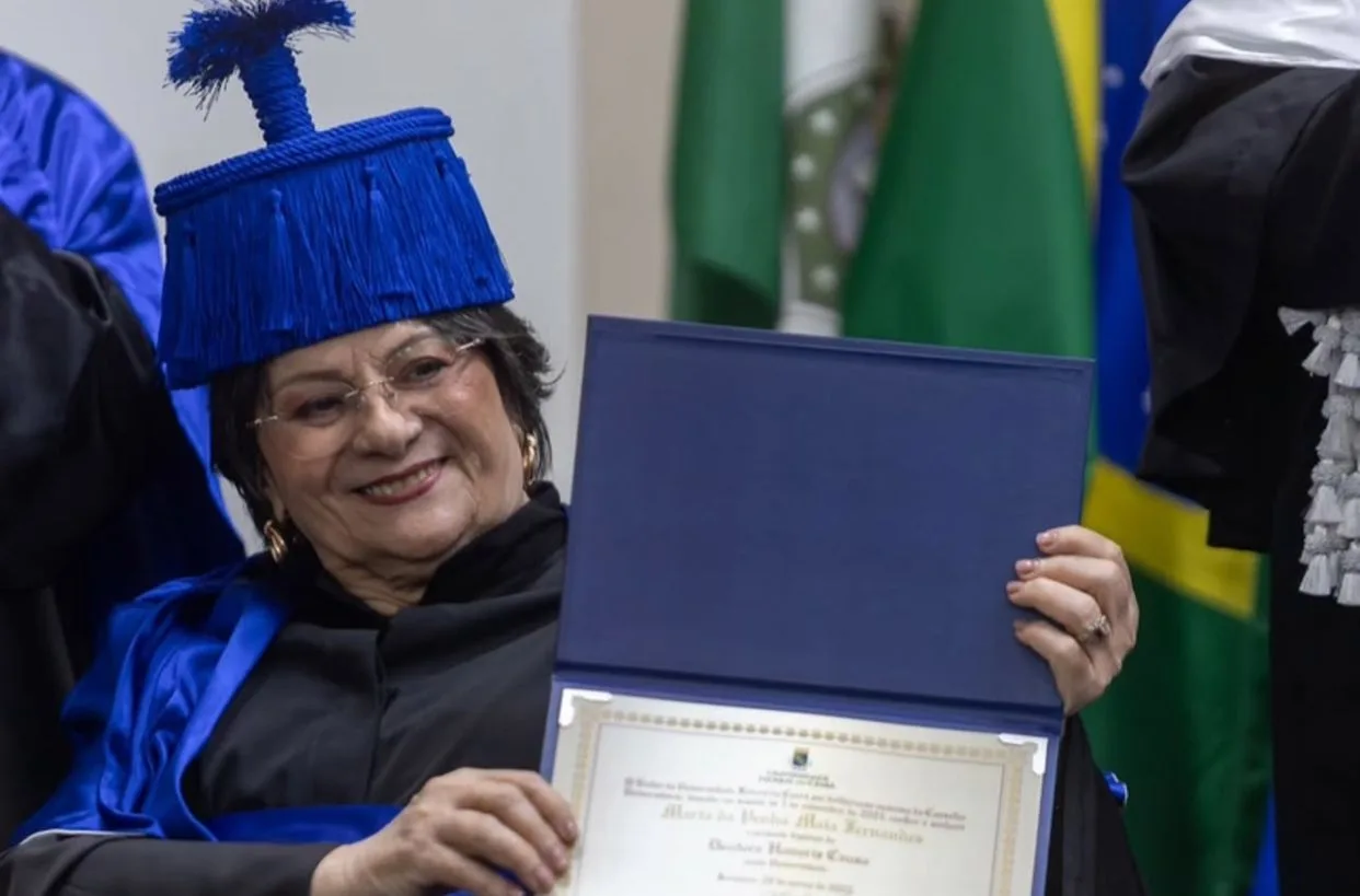 Maria da Penha recebe título Doutora Honoris Causa