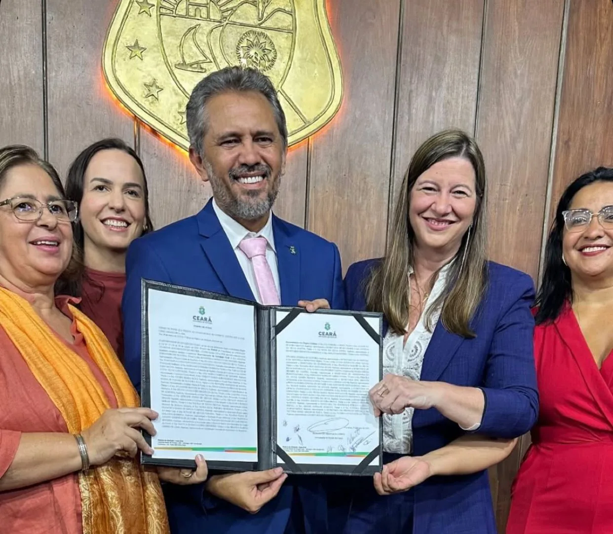 Conselho Cearense dos Direitos da Mulher é empossado em prestigiada solenidade