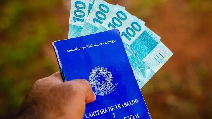 Rendimento mensal do trabalhador bate recorde