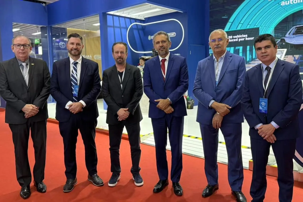 Elmano participa da Auto Shanghai 2025 e apresenta Polo Automobilístico do Ceará