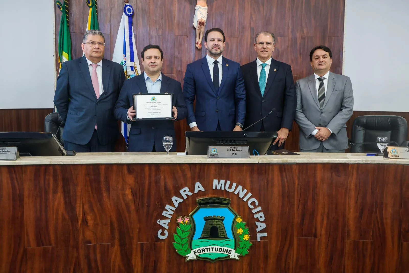 Leo Couto realiza sessão solene em homenagem ao centenário do industrial Edson Queiroz