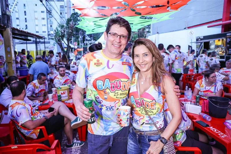 Sunset Folia promete muita alegria com shows de Ivvo, Karol do Axé e Larissa Leite