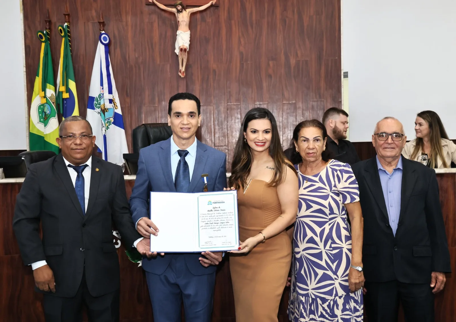 Empresário Paulo Henrique Sampaio Nobre recebe Medalha Boticário Ferreira na Câmara de Fortaleza