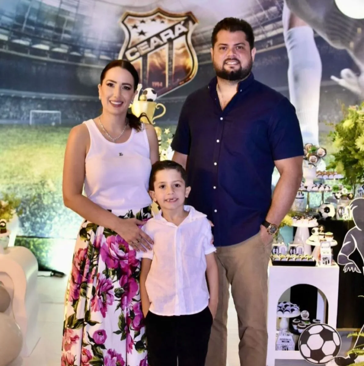 Gabriela Bastos e Pedro Garcia celebram os sete anos do filho Pedrinho