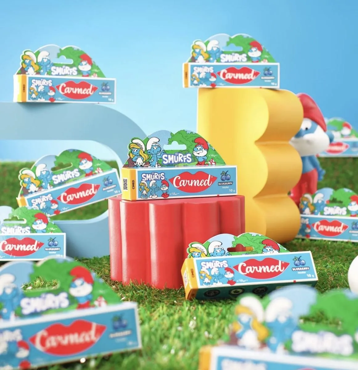 Carmed lança hidratante labial inspirado nos Smurfs em edição especial colecionável