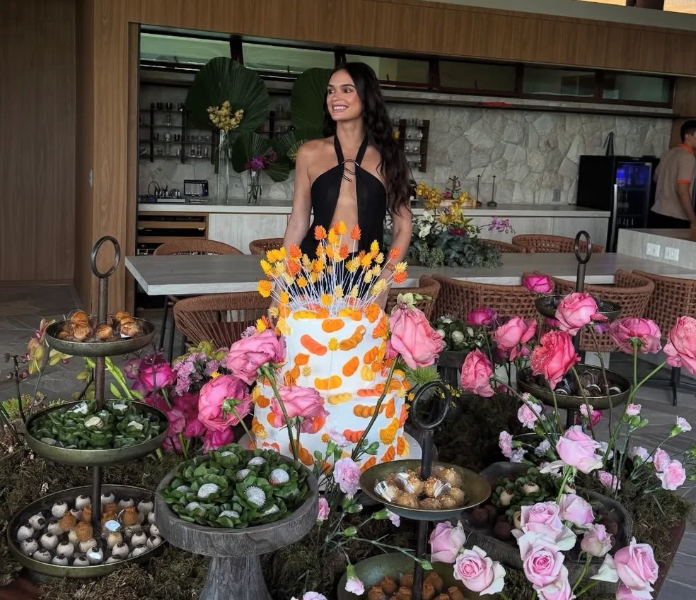 Mari Vieira celebra a chegada aos 26 anos