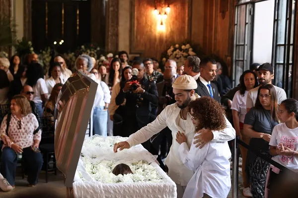 Velório de Preta Gil reúne familiares, amigos, fãs e autoridades no Rio de Janeiro