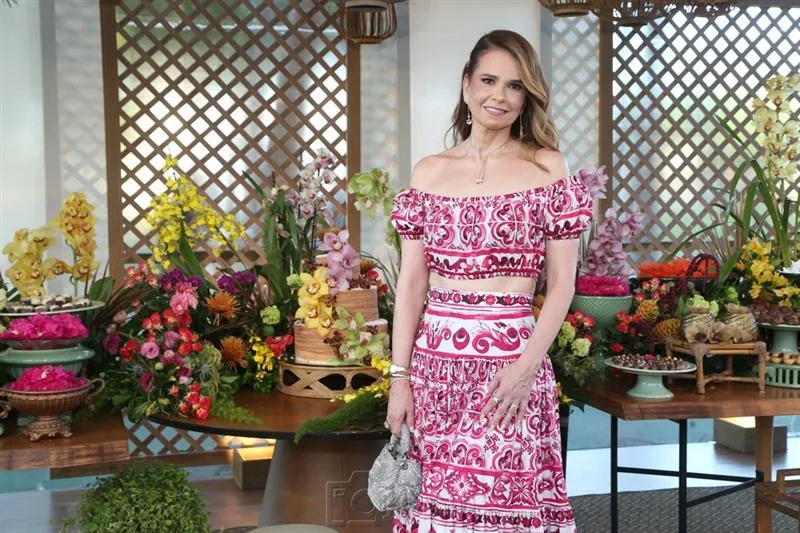 Elise Gradvohl é sinônimo de elegância, liderança e hospitalidade