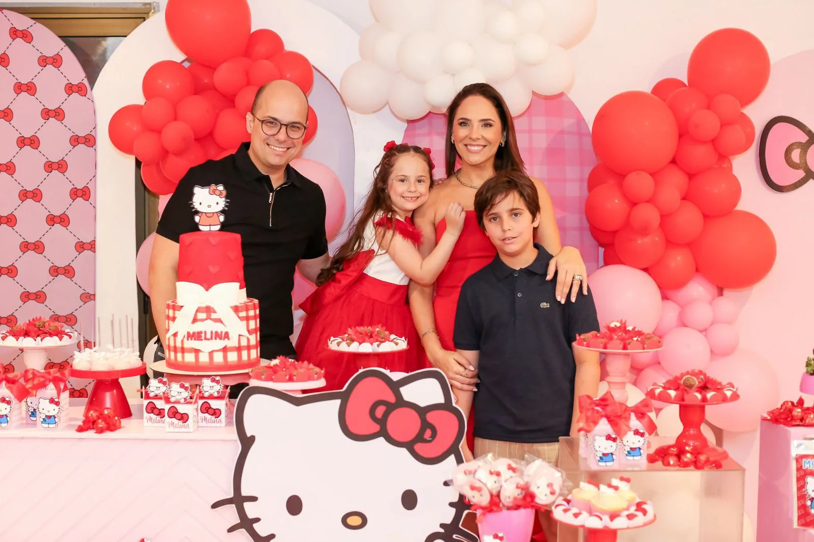Anna Gladys e Felipe Oquendo comemoram os seis anos da filha Melina