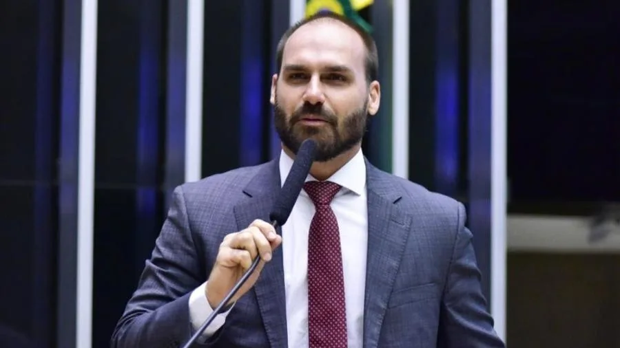 Empresários brasileiros se revoltam e atribuem a Eduardo Bolsonaro prejuízo bilionário e desempregos
