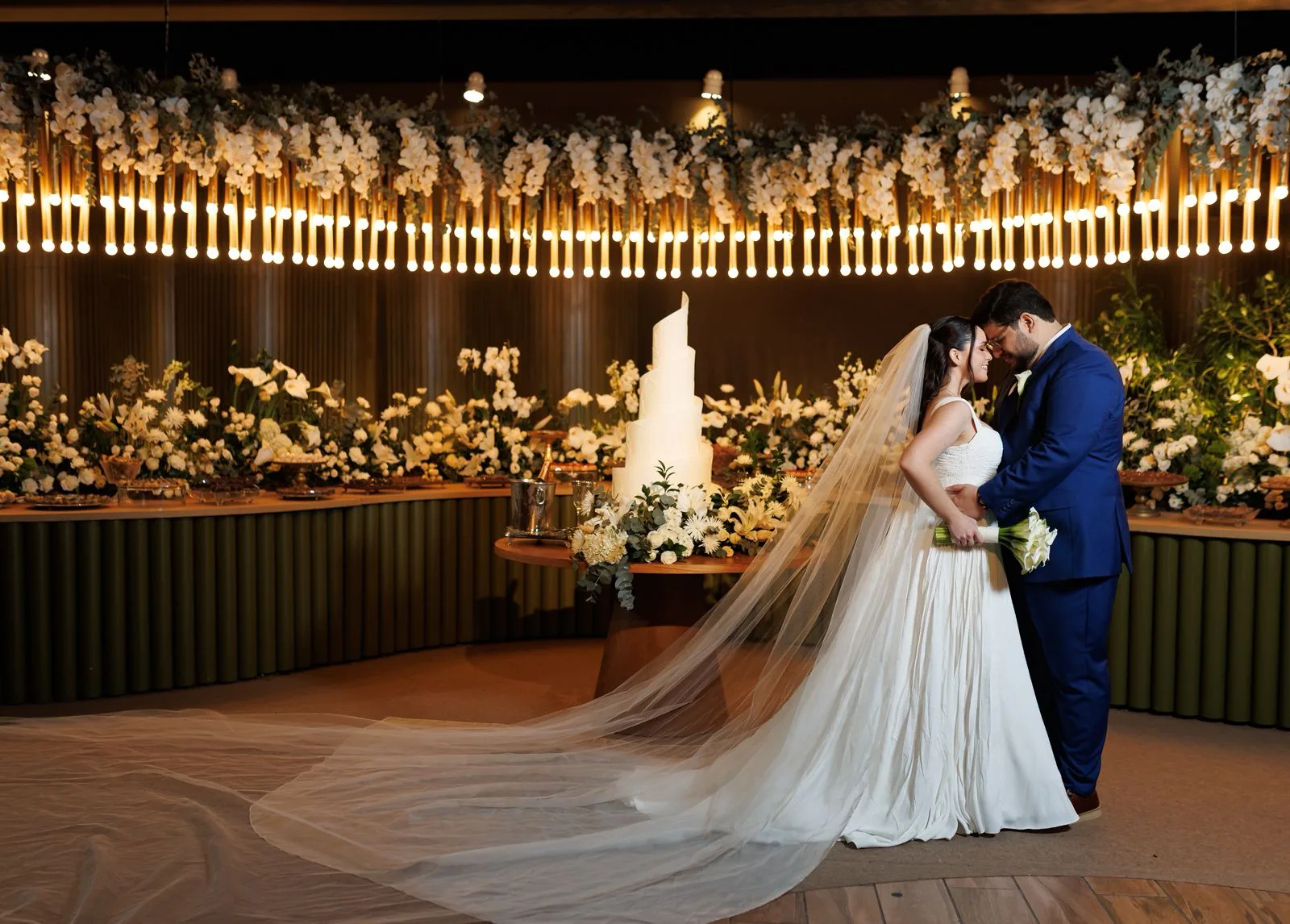 Lara Melo e Yuri Rocha celebram casamento religioso em super festa