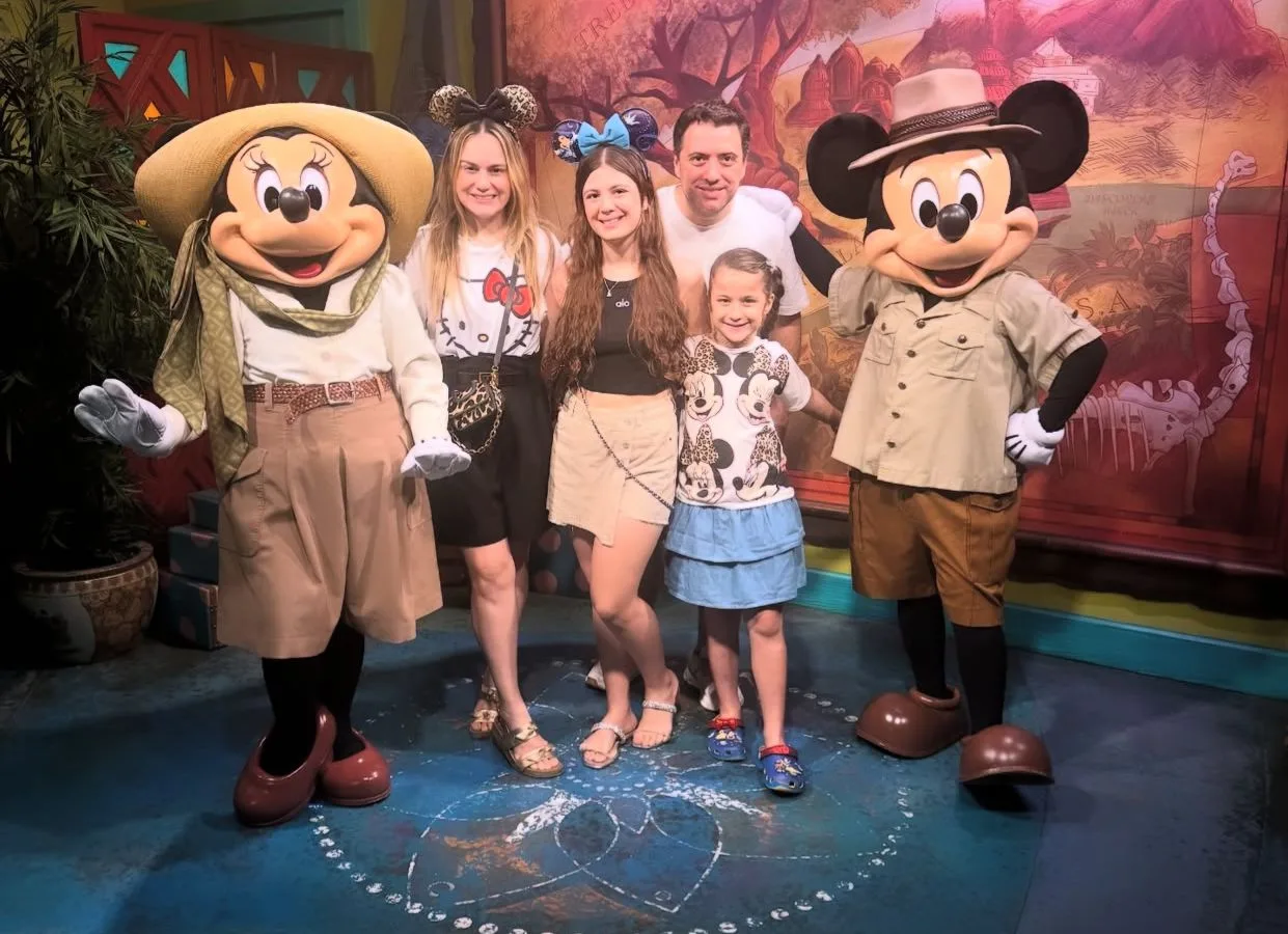Karla Benevides e Victor Rocha registram momentos felizes nos Estados Unidos