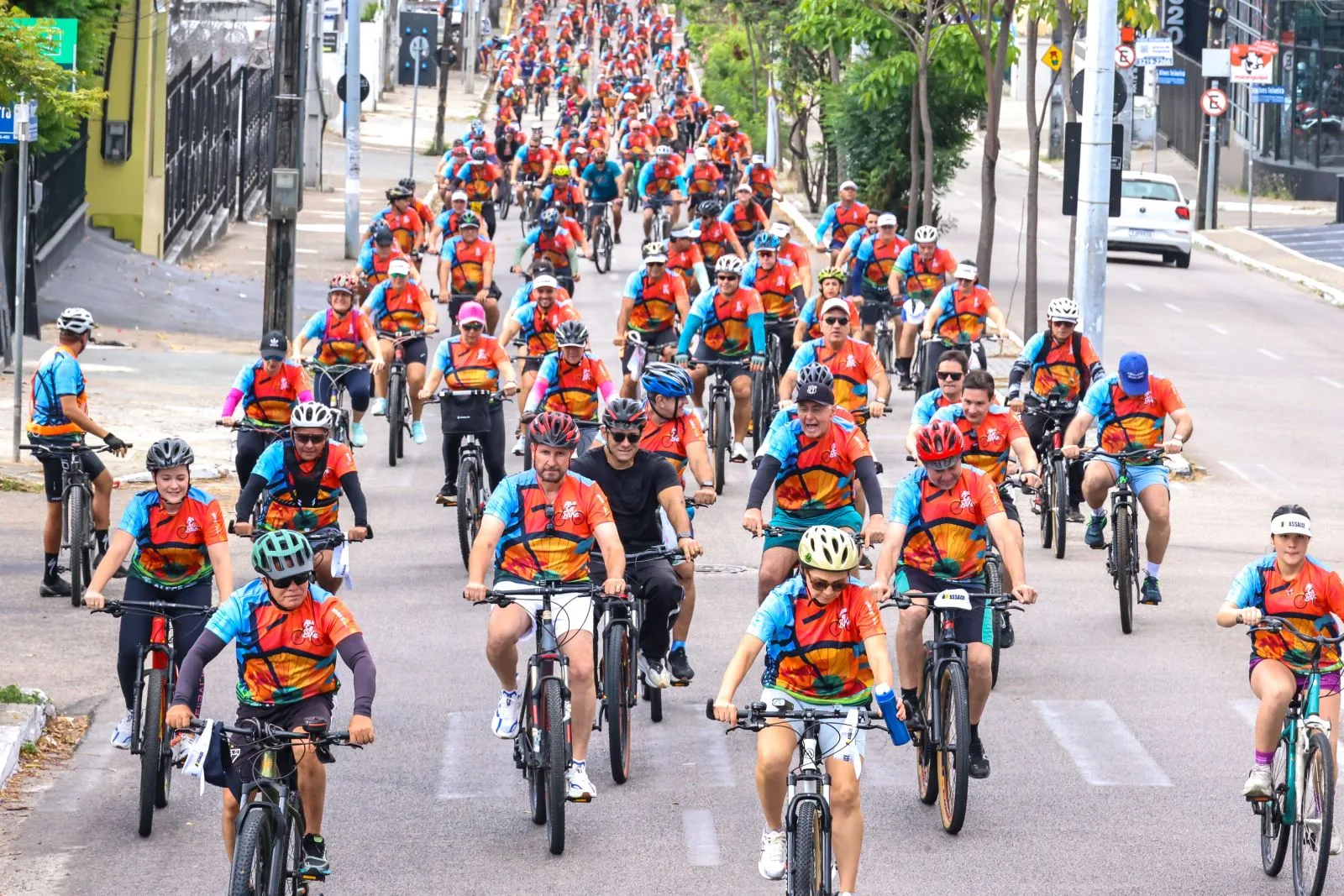 Alece Bike abre a semana do servidor com energia e integração