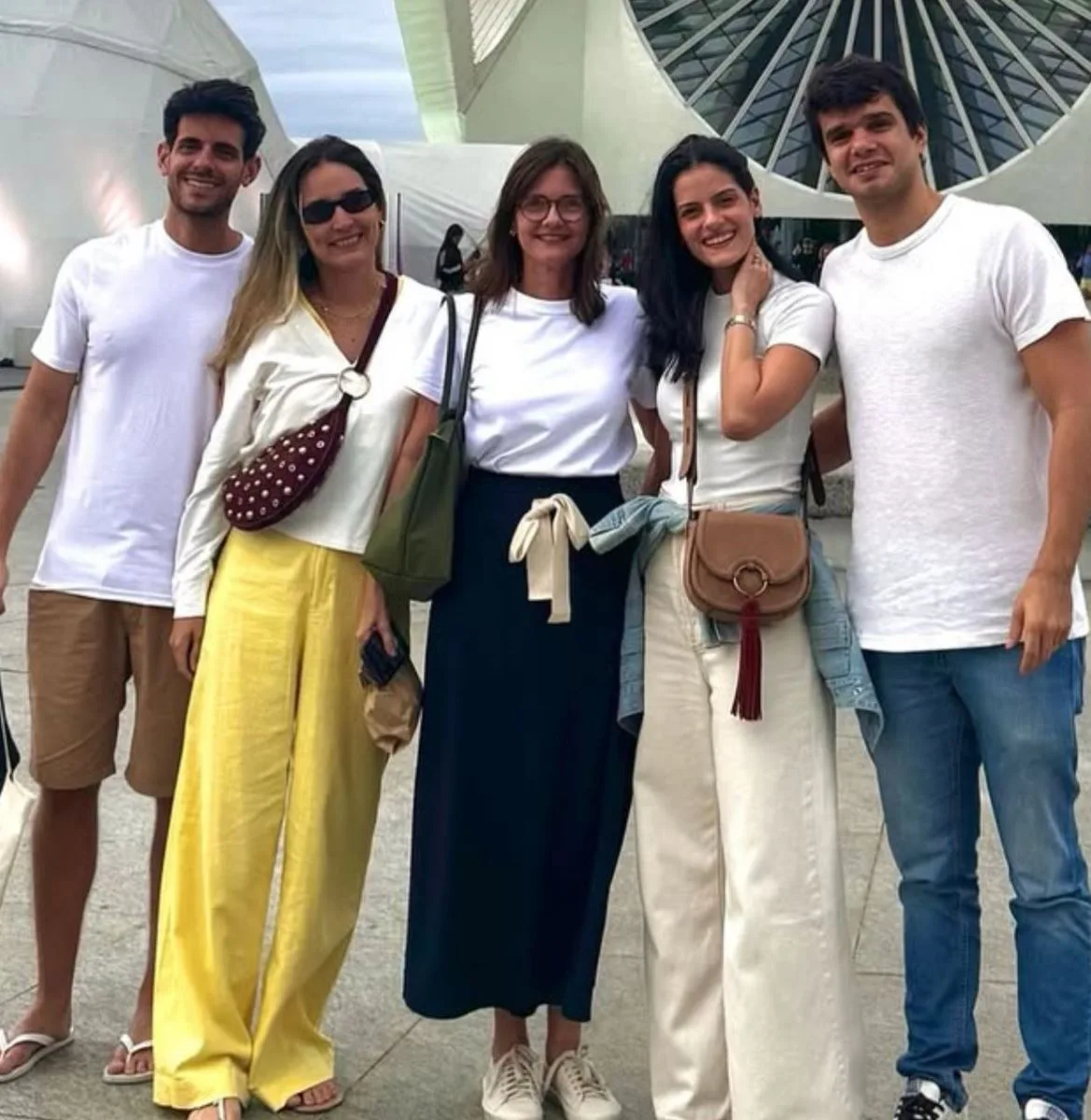 Marcella Gripp e Daniel Magalhães Filho vivenciam family trip no Rio de Janeiro